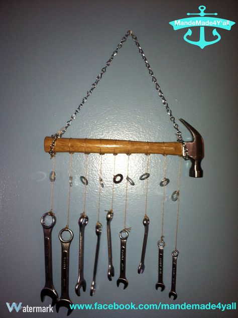 Tool Windchimes, Wrench Wind Chime, Horseshoe Wind Chimes Diy, How To Make Wind Chimes Diy, Outdoor Wind Chimes, Windchimes Diy, Carillons Diy, Wind Chimes Homemade, Unique Wind Chime