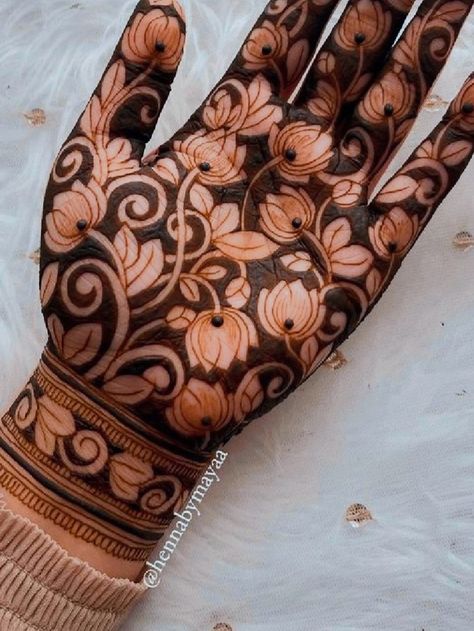 Full hand filling henna design on front side Modern Full Hand Mehndi Designs, Fill Mehandi Designs, Creative Mehandi Designs, Mahendi Front Hand Designs Latest, Filled Mehendi Designs, Filled Mehndi Designs, Full Filled Mehndi Design, Filling Henna Designs, Filling Design In Mehndi