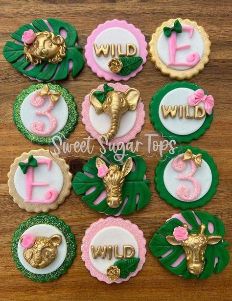 Safari Baby Girl, Jungle Party Ideas, Gold Fondant, Wild One Theme, Safari Cupcakes, Pink Safari, Chocolate Covered Strawberries Bouquet, Young Wild And Three, Wild Birthday Party