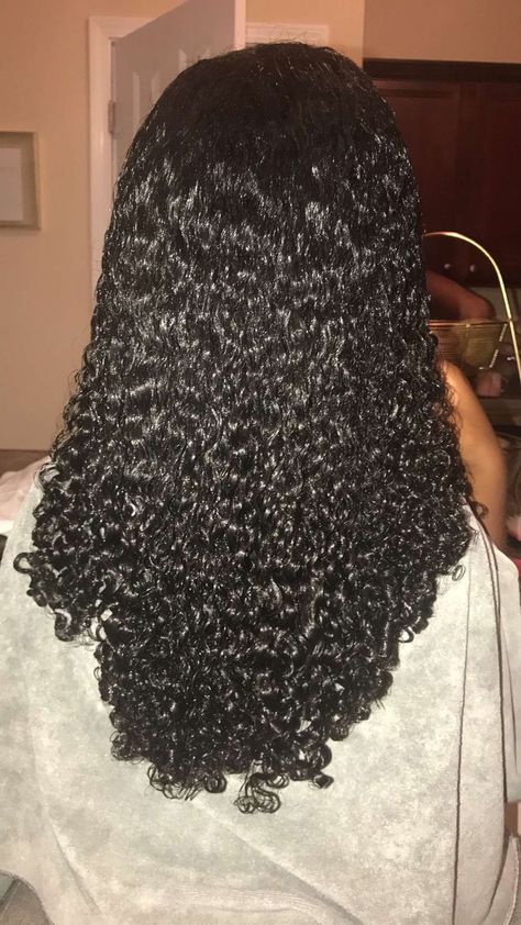 Long Afro Curly Hair, Long Hair Natural Curls, Curly Natural Hair Black Women, Long 3c Curls, Back To School Hairstyles Curly, Hairstyles Mini Twist, Long 3c Hair, School Hairstyles Curly, Long Coily Hair