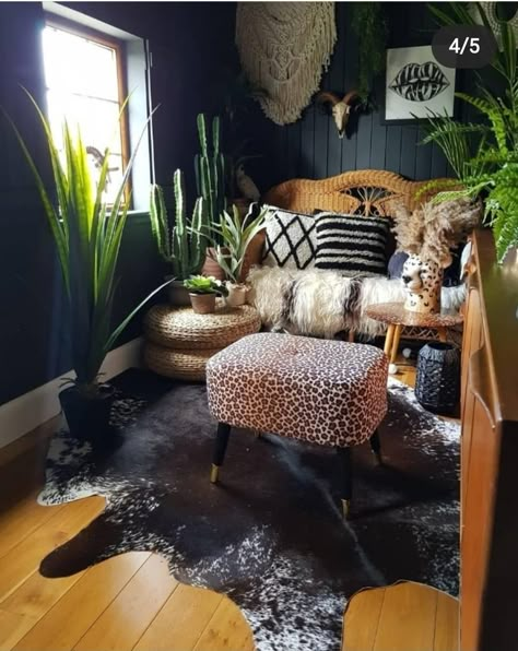 Eclectic Western, Room Decor Ideas Aesthetic, Aesthetics Room Decor, Decor Bedroom Aesthetic, Snowy Morning, Lights Room, Room Decoration Bedroom, Room Decoration Aesthetic, Decorations Lights