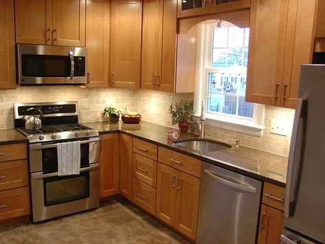 Kitchen Design L Shape, L Shape Kitchen Design, Model Kitchen Design, L Shape Kitchen Layout, Small L Shaped Kitchens, Small Kitchen Design Layout, L Shaped Kitchen Designs, Kitchen Cabinet Plans, Luxury Kitchen Cabinets