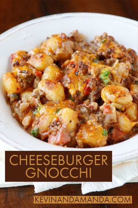 Cheeseburger Gnocchi, Gnocchi Dinner, Gnocchi Recipes Easy, Best Ground Beef Recipes, Pasta Gnocchi, Gnocchi Dishes, Cheeseburger Pasta, Resep Pasta, Gnocchi Recipe