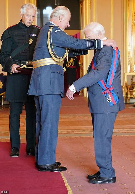 Sir David Attenborough is made a Knight Grand Cross of the Order of St Michael and St George | Daily Mail Online Investiture Ceremony, George Cross, Grand Cross, David Attenborough, British Empire, Windsor Castle, St George, Prince Charles, Prince Of Wales