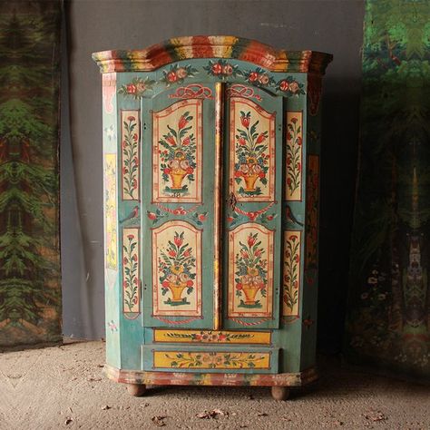 Painted Hutch, Painted Benches, Painted Armoire, Mexican Furniture, Painted Wardrobe, Art Cabinet, Antique Armoire, Painted Cupboards, Dream Furniture