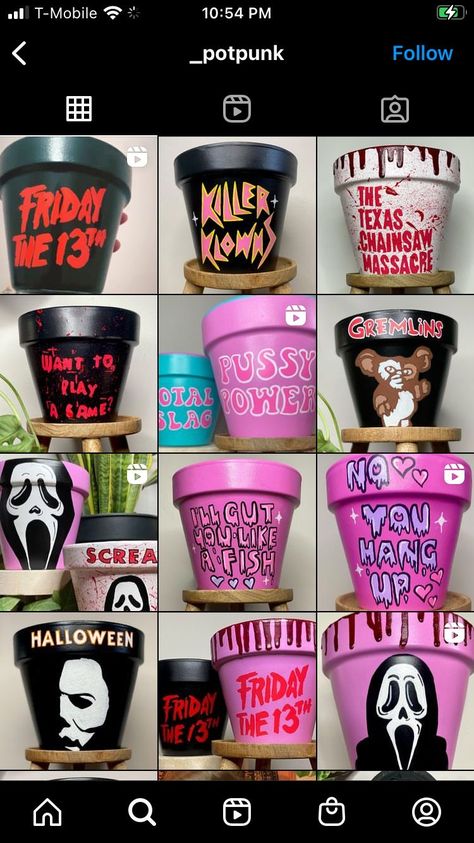 Diy Clay Plant Pots Aesthetic, Halloween Plant Pot Ideas, Things To Paint On Flower Pots, Horror Plant Pots, Spooky Plant Pot, Goth Plant Pots, Horror Flower Pots, Painting Pots Ideas Aesthetic, Aesthetic Plant Pots