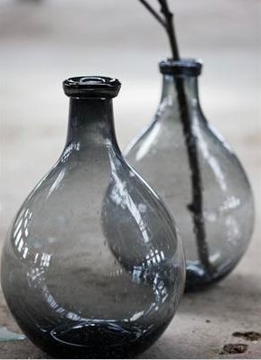 . Silver Blonde, Charles Eames, Vintage Bottles, 50 Shades Of Grey, Glass Vases, Grey Glass, Bottles And Jars, Shades Of Black, Shades Of Grey