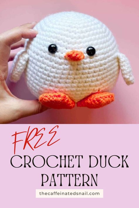 Today I’ll be showing you how to crochet a duck for beginners with this cute and adorable Free Crochet Duck Pattern! The crochet duck pattern makes a little duck friend that is perfect size for sitting on your bookshelf. Duck Knitting Pattern, Duck Amigurumi Pattern, Crochet Rubber Duck Free Pattern, Crochet A Duck, Crochet Duck Pattern Free, Duck Crochet Pattern Free, Crochet Duck Pattern, Random Crochet, Cruise Ducks