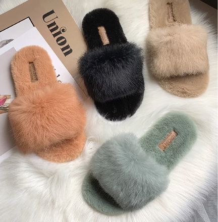 Check out this product on Alibaba App Bulk Wholesale Black slides footwear Indoor PVC Slipper Shoes Fur Shoes Slipper Fun Slippers, Cute Flip Flops, Fluffy Shoes, Cheap Slippers, Women Slippers Fashion, Faux Fur Slides, Slippers Online, Slides For Women, Bedroom Slippers