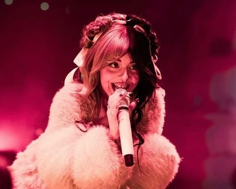 Melenie in Boston 🩵 ♡ ♡ ♡ #meleniemartinez #foryou #portals #portalsalbum #portalsmelaniemartinez #trilogytourmeleniemartinez #fanpage #trilogytour Melanie Martinez Dollhouse, Melanie Martinez Photography, Alice Liddell, Nurse Office, Other Mothers, Live Performance, Popular Music, Her Music, Melanie Martinez