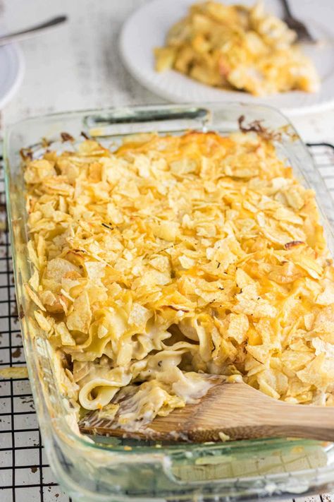 Old Fashioned Tuna Noodle Casserole, Tuna Noodle Casserole Velveeta, Betty Crocker Tuna Noodle Casserole, Chipotle Tuna, Noodle Casseroles, Campbells Tuna Noodle Casserole Easy, Canned Recipes, Tuna Noodle Casserole Recipe, Tuna Casserole Easy