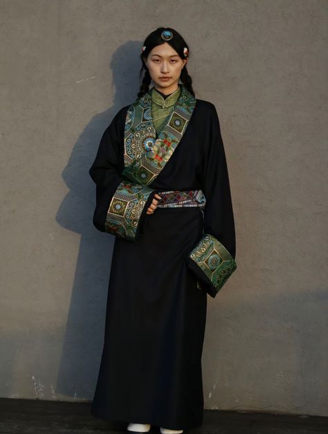 Tibet Traditional Clothes, Tibetan Traditional Dress, Tibetan Traditional Clothing, Tibet Clothing, Bhutanese Clothing, Tibetan Dress, Buddhist Design, Successful Women Style, Tibetan Clothing