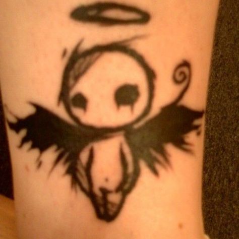 http://tattoomagz.com/tattoos-on-mens-legs/cruel-angel-tattoo-on-mens-legs/ Simple Angel Tattoos, Dark Angel Tattoo, Wörter Tattoos, Small Foot Tattoos, Tattoo Ideas Males, Emo Tattoos, Tatuagem Masculina Pequena, Unique Small Tattoo, Female Tattoos