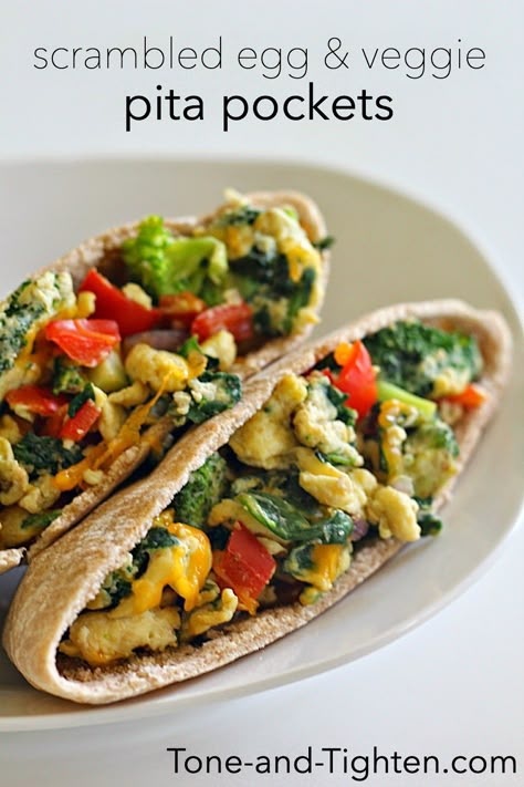 Scrambled Egg and Vegetable Pita on Tone-and-Tighten.com - a quick and healthy breakfast (or even lunch!) Pita Pocket Recipes, Pockets Recipe, Pita Pockets, Weekday Breakfast, Healthier Alternatives, Scrambled Egg, Yummy Meals, Healthy Breakfasts, Quick And Easy Breakfast