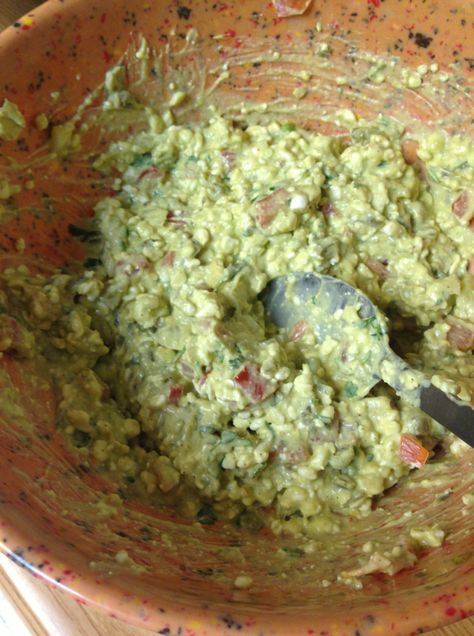 Cottage Cheese Dips, Guacamole Dip, Holy Guacamole, Cottage Cheese Recipes, Homemade Guacamole, Winter Vegetables, Guacamole Recipe, Granny Smith, Bring It