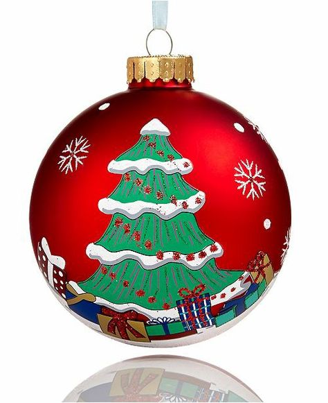 Ball Printable, Christmas Tree Presents, Bottle Gift Tags, Fancy Christmas Ornaments, Classic Christmas Tree, Christmas Wine Bottles, Glass Ball Ornaments, Painted Christmas Ornaments, Christmas Door Hanger