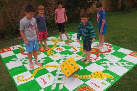 Life Size Games, Library Games, Teen Library, Village Fete, Party Planning Checklist, High School Library, Teen Programs, Golf School, Event Planning Checklist