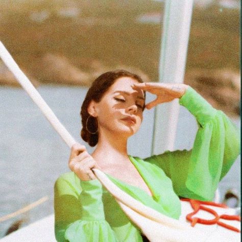 Lana Del Rey, A Woman