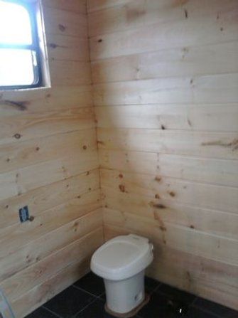 Picture of Inside Walls Diy Outhouse, Modern Outhouse, Outhouse Plans, Outhouse Bathroom, Car Shed, Shed Building, Build Your Own Shed, Shed Construction, Run In Shed