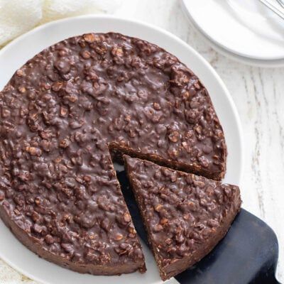 Chocolate Oatmeal Cake, 3 Ingredient Chocolate Oatmeal Cake, Oat Cake Recipes, Oatmeal Cake, Chocolate Oats, Oat Cakes, Cake Frosting Recipe, Chocolate Oatmeal, Easy To Make Desserts