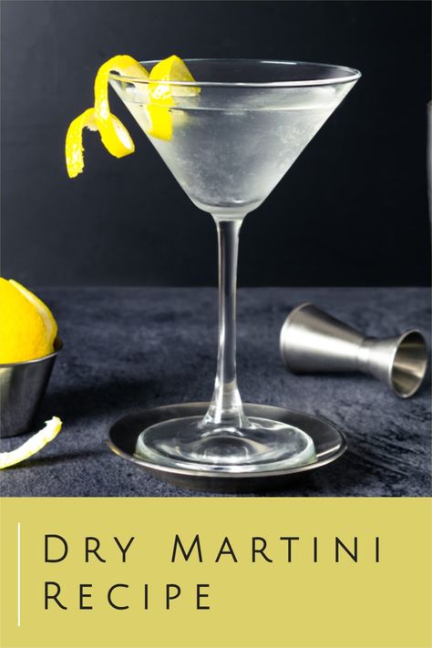 Dry Martini Recipe, How To Make Gin, Easy Gin Cocktails, Classic Gin Cocktails, Perfect Martini, Bitter Lemon, Hendricks Gin, Dry Martini, Best Alcohol