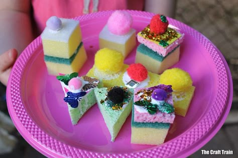 Easy Glitter Sponge Cakes for Pretend Play | The Craft Train Pretend Food, Cake Craft, Fake Cake, Felt Food, Barbie Diy, Orange Cake, Fake Food, Reggio Emilia, Play Food