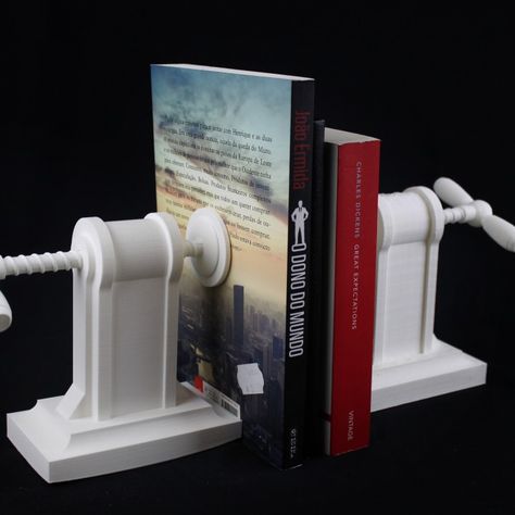 3D Printable Vice Bookend by yoojin ko Racks And Shelves, Fluorescent Paint, Diy Household Tips, 3d Printing Projects, 3d Printing Service, Unique Storage, Office Solutions, Book Ends, 3d Printing Technology