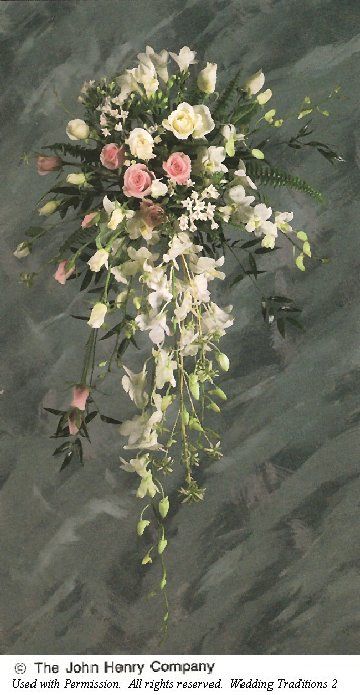 Dangling Wedding Bouquet, Falling Wedding Bouquet, Wedding Bouquets Long, Bouquet Wedding Cascade, Droopy Flower Bouquet, Cascade Wedding Bouquets, Waterfall Bouquet Wedding Cascading Flowers, Droopy Bouquet Wedding, Waterfall Wedding Bouquets