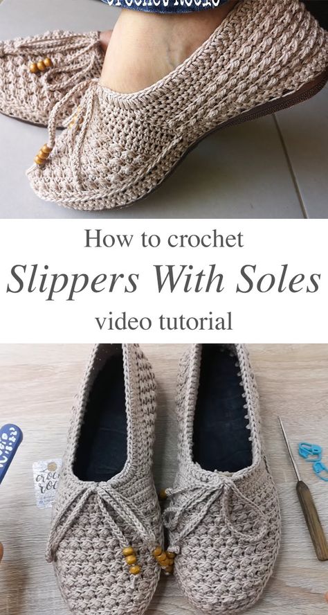 Crochet Slippers With Soles You Will Love - CrochetBeja Crochet Shoes Pattern Free Tutorials, Crochet Patterns Slippers, Crochet Flip Flop Pattern, Diy Crochet Shoes, Crochet Sole, Sole Pattern, Easy Crochet Slippers, Slipper Pattern, Crochet Slipper