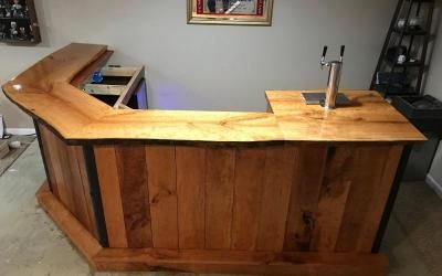 Build a Home Bar with the Easy Home Bar Plan Designs 7 Diy Wood Bar, Wooden Home Bar, Diy Study Table, Building A Home Bar, L Shaped Bar, Home Bar Plans, Custom Home Bars, Homemade Bar, Bar Plans