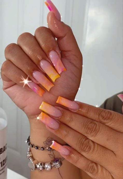 Bright Vacation Nails Acrylic, Vacay French Tip Nails, Gel X Vacation Nails, French Tip Nails Vacation, Cute Vacay Nails, Vacay Nails Black Women, Vacation Nails Cuba, Nails For Caribbean Vacation, Vacation Nails Pink French