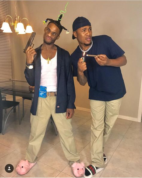 Famous Duos Spirit Week, Black Guy Halloween Costumes, Guy Halloween Costumes, Outfits For Black Men, 90s Outfits Party, Cafeteria Tray, 90s Halloween Costumes, Spirit Week Outfits, 90’s Outfits