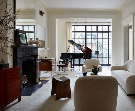 Alyssa Kapito, West Village Townhouse, Downtown New York, Pierre Jeanneret, Los Angeles Homes, West Village, Vintage Chairs, Step Inside, Architectural Digest