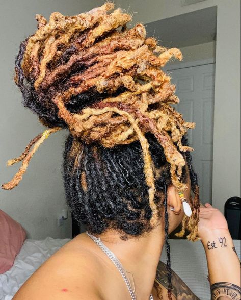 Dreads With Curly Ends, Skincare Lifestyle, Protective Style, Loc Styles, Beauty Skincare, Beauty Blog, Locs, Dreadlocks, Lifestyle