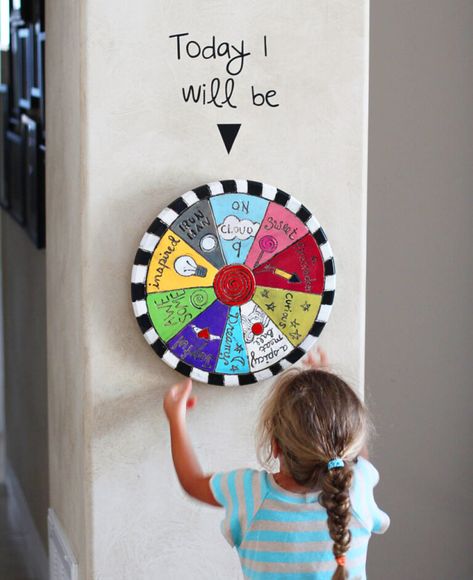 Spin-spiration DIY Folk Art using a Lazy Susan via lilblueboo.com Freetime Activities, Wheel Of Fortune, Hairstyles Easy, Spinning Wheel, Future Classroom, Lazy Susan, School Counselor, Easter Hairstyles, Easy Going