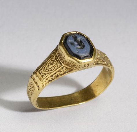 Byzantine ring ,ca. 12th century. #byzantium 1200 Fashion, Whom Shall I Fear, Psalm 26, God Pan, Byzantine Ring, Two Lions, Byzantine Rings, Byzantine Jewelry, Rose Jewellery