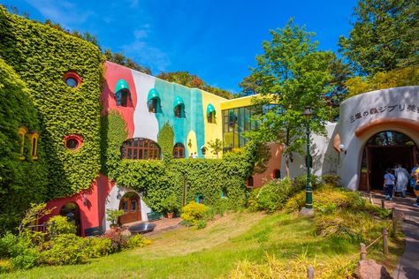 Japan's Studio Ghibli Museum Is Now Open For Virtual Visitors - Secret London Studio Ghibli Museum, Japan With Kids, Places In Japan, Ghibli Museum, Tottori, Osaka Castle, Studio Ghibli Movies, Japan Culture, Tokyo Disneyland