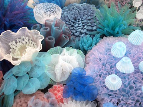 Sea-Inspired Sculptural Jewelry by Mariko Kusumoto Blossoms from Gossamer Fabrics — Colossal No Ordinary Girl, Sculptural Jewelry, Mermaid Aesthetic, Colossal Art, Sea Inspired, Arte Inspo, Sea Animals, Blue Aesthetic, Marine Life