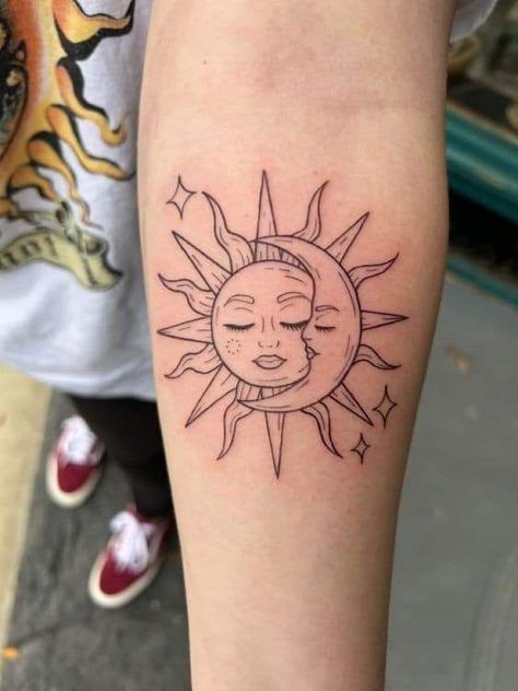 Simple Tattoos Matching, Hippie Sun Tattoo, Tattoos With Meaning For Men, Sun Moon Tattoos, Best Friends Tattoos, Sun Tattoo Meaning, Sun And Moon Tattoos, Friends Tattoos, First Time Tattoos