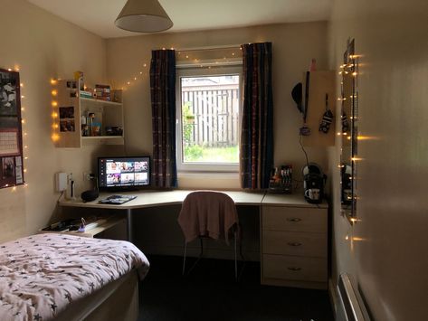 university room tour | first year University Accommodation Ideas, Student Halls Decor, Aesthetic Student Room Decor, Room Decor University, University Accommodation Decor, College Student Living Room, University Halls Room Ideas, Uni Accommodation Aesthetic, Student Room University