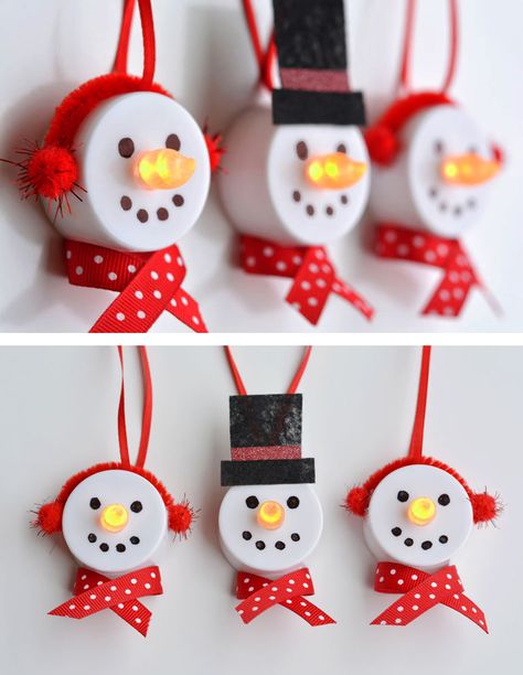 Tea Light Snowman Ornaments Tea Light Christmas Ornaments, Tealight Ornaments, Tea Light Ideas, Battery Tea Light Crafts Christmas, Tea Light Ornaments, Preschool Reindeer Crafts, Homemade Snowman Ornaments, Coffee Creamer Snowman Craft, Tea Lights Ideas