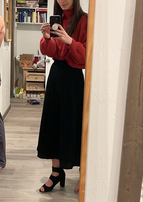 Long Skirt And Turtleneck Outfit, Turtleneck And Long Skirt, Turtleneck And Long Skirt Outfit, Black Skirt And Turtleneck Outfit, Long Dark Skirt Outfit, Big Sweater Long Skirt Outfit, Turtle Neck And Long Skirt Outfit, Turtle Neck With Long Skirt, Skirt And Turtleneck Outfit