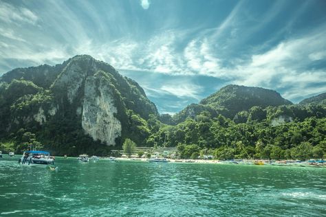 Beautiful island in Tnailand Monkey island, Phi Phi island Phi Phi Islands, Pc Wallpapers, Thailand Photos, Monkey Island, Phi Phi Island, Cozy Aesthetic, Beautiful Islands, Phuket, Thailand