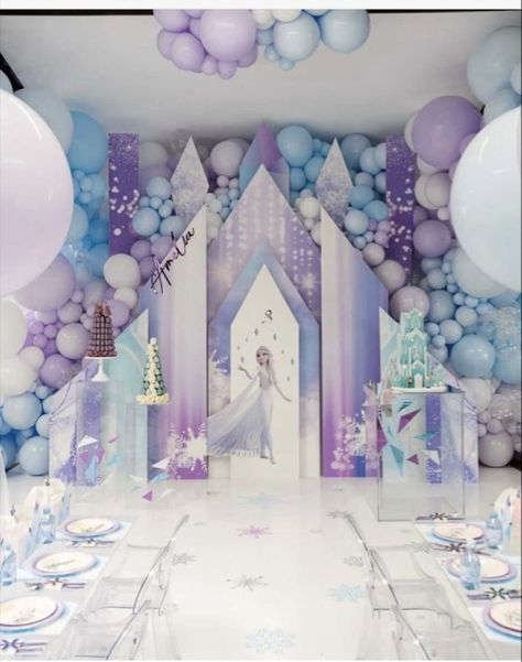 Designer Stationary, Frozen Birthday Decorations, Frozen Themed Birthday Cake, Frozen Birthday Party Decorations, Elsa Birthday Party, Frozen Decorations, Frozen Bday Party, Frozen Party Decorations, Disney Frozen Birthday Party