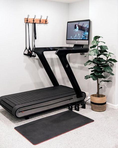 Treadmill In Bedroom Ideas, Peloton Tread, Peloton Room, Peloton Workout, Small Home Gyms, Home Gym Basement, Dream Home Gym, Small Home Gym, Home Gym Setup