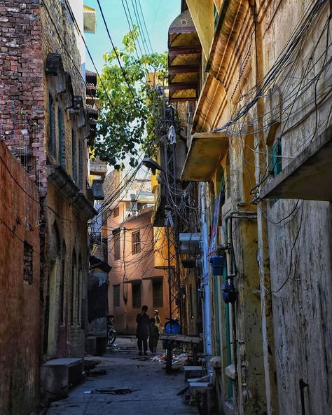 Everyday Pakistan on Instagram: “A narrow alley in Rawalpindi, Pakistan. Photo by Yasir Mirza @stringer_journalist #rawalpindi #pakistan #everydaypakistan” Pakistan Country, Pakistan Photography, Pakistani Culture, Invisible Cities, Paper Craft Diy Projects, Lahore Pakistan, Beautiful Scenery Nature, Beautiful Scenery, Dream Vacations