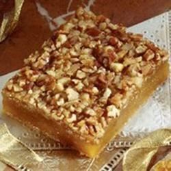 Pecan Pie Surprise Bars Recipe - Allrecipes.com Cranberry Crumb Cake, Recipes Using Cake Mix, Crumb Cake Recipe, Pecan Bars, Pecan Pie Bars, Vegetarian Cake, Pie Bars, Pecan Pie Recipe, Pie Bar