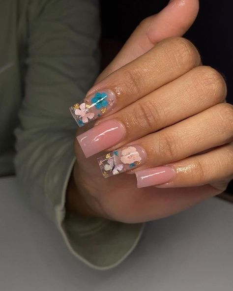 Incapcilated Nails, Short Encapsulated Nails, Cute Square Nails, Nail Planner, Summa Nails, Design Square Nails, Encapsulated Nails, Nails Flowers, Acrylic Toe Nails