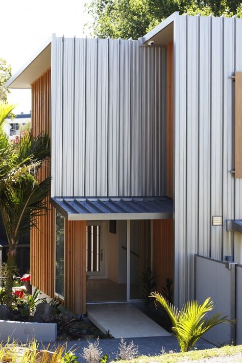 House Cladding, Warehouse Design, Metal Cladding, House Design Exterior, Property Design, Exterior Makeover, Box Houses, Exterior Cladding, Structure Architecture