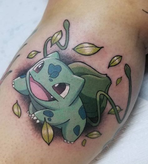 Bulbasaur! The seed on its back is filled with nutrients. The seed grows steadily larger as its body grows.🍃 Thank you Victoria! ⚡I still… Pokemon Sleeves, Tattoo Collection, Pokemon Tattoo, School Tattoo, New School Tattoo, Unique Tattoo Designs, Cartoon Tattoos, Mom Tattoos, Tattoo Design Drawings